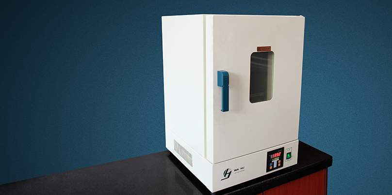 電熱恒溫鼓風干燥箱